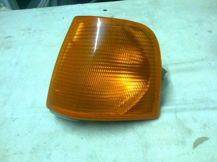 Поворотник передний левый 443953049E Ауди100 82-88г.в. Вінниця - зображення 2