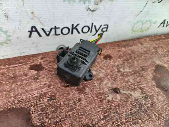 Блок управления подогревом сидения VW Golf V 2003-2008 (1K0959772) Ковель