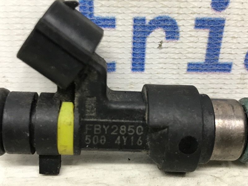 Форсунка топливная Nissan Qashqai J10 2.0 БЕНЗИН MR20DE 2006 (б/у) Киев - изображение 2