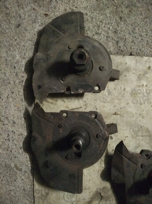 Цапфа передня ліва права 90335719, 90335718 Опель Омега А Вінниця - зображення 2