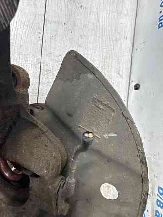 Кулак поворотный левый со ступицей Hyundai IX35 LM 1.7 DIESEL D4FD 2009 (б/у) Киев