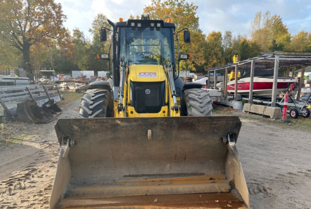 2018 екскаватори-навантажувачі New Holland B115C Луцьк - зображення 8