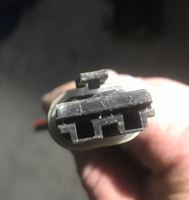 Бу разъём фишка вентилятора радиатора 2 pin герметичная Renault Laguna 1. Кропивницький - зображення 1