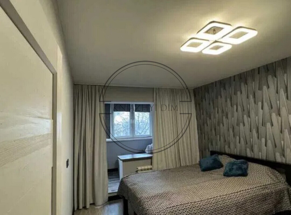 Продаж 1-кімнатної квартири з ремонтом на Драгоманова, метро Позняки. № 21145613 Киев - изображение 1