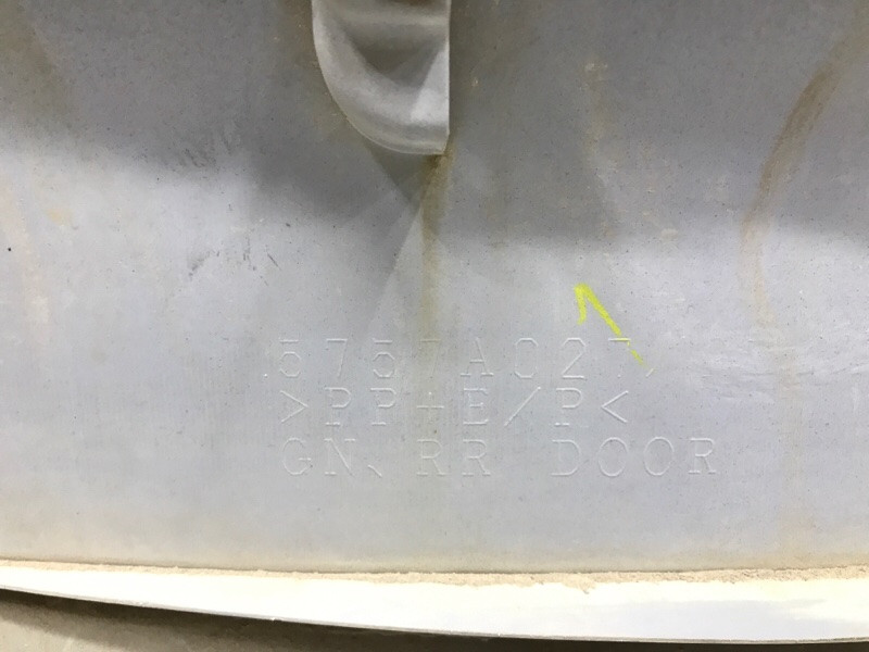 Накладка двери Mitsubishi Pajero Wagon 4 3.2 ДИЗЕЛЬ 4M41 2006 задн. лев. (б/у) Киев - изображение 5