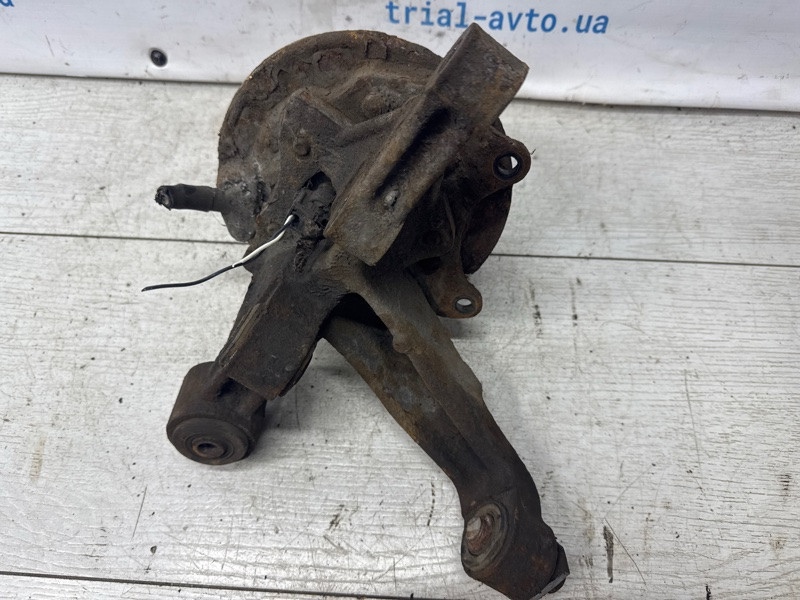 Цапфа задняя правая со ступицей Toyota Camry XV30 3.0 БЕНЗИН 1MZFE 2001 (б/у) Киев - изображение 3