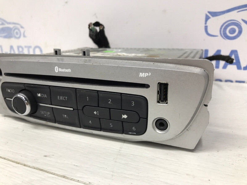 Магнитофон Renault Megane 3 1.5 DIESEL K9K 2009 (б/у) Киев - изображение 3