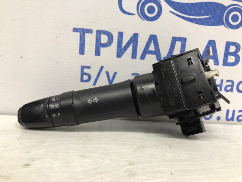 Переключатель подрулевой левый(поворотники) Mitsubishi Pajero Wagon 4 3.2 ДИЗЕЛЬ 4M41 2006 (б/у) Київ - зображення 1