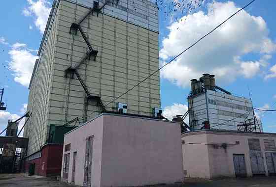 продажа помещения свободного назначения, здания Яготинский, Яготин, 84660720 грн. Яготин