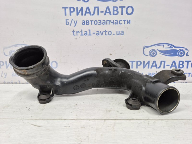 Патрубок интеркулера Nissan Juke F15 1.6 TURBO MR16DDT 2010 (б/у) Київ - зображення 2