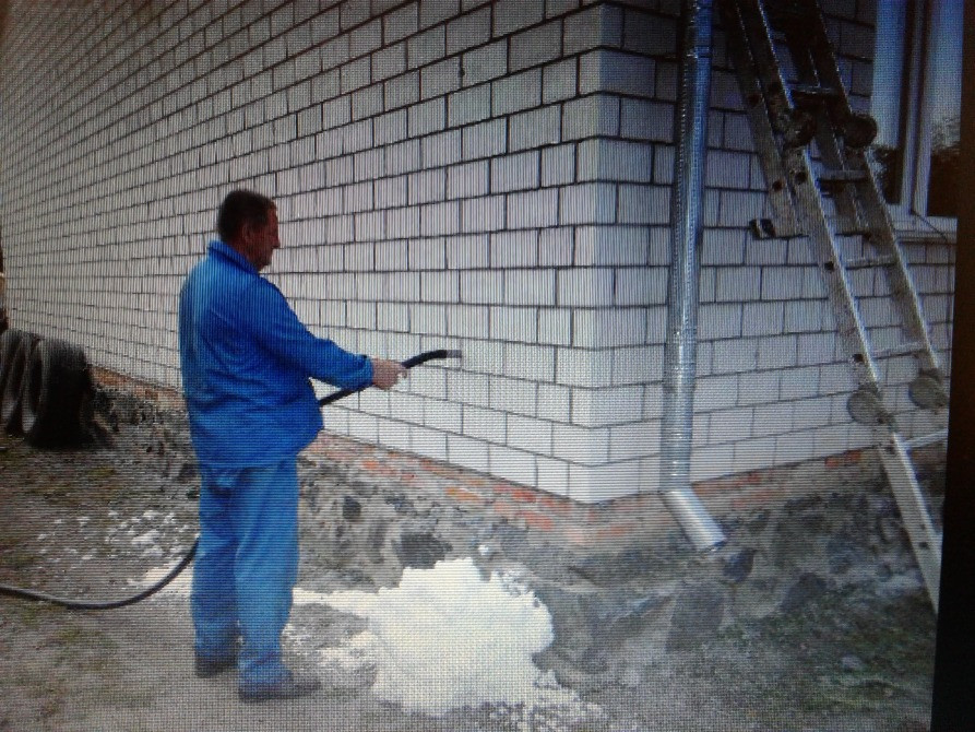 Утеплення стін будинків піноізолом. Рідкий пінопласт Житомир - зображення 3