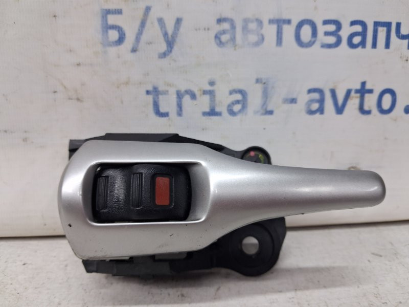 Ручка двери внутренняя левая Toyota Auris E150 1.6 БЕНЗИН 1ZRFAE 2006 (б/у) Київ - зображення 1