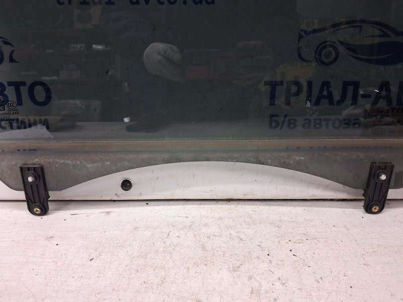 Стекло двери заднее правое Kia Sorento 2002-2011 834213E010 (Арт. 69317) Київ - зображення 2