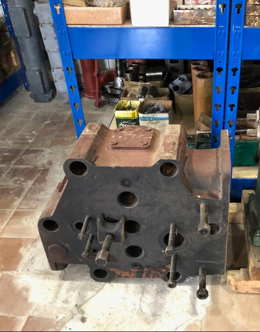 Головка циліндрів двигуна NVD 48 AU 10001 Херсон - зображення 1