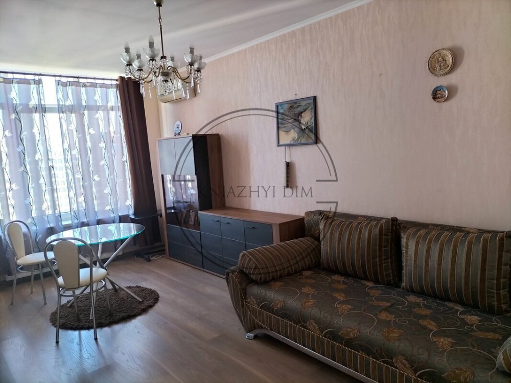 Продажа 1-комнатной квартиры студио, метро Левобережная. Код объекта 21141464 Киев - изображение 1