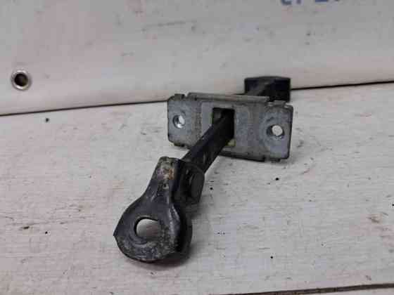 Ограничитель двери передний левый Mazda 3 BK 1.6 БЕНЗИН Z6 2003 (б/у) Киев