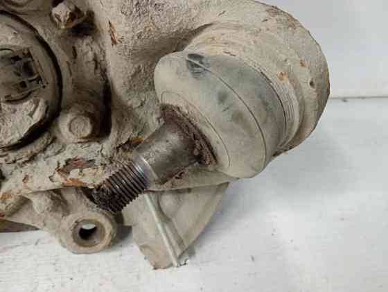 Цапфа задняя правая со ступицей Toyota Avensis T25 1.8 БЕНЗИН 1ZZFE 2002 (б/у) Київ