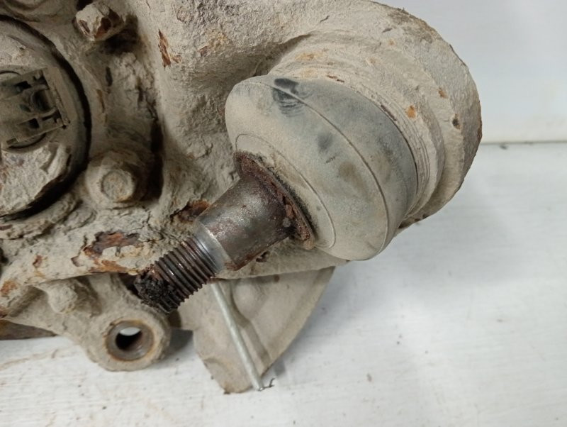 Цапфа задняя правая со ступицей Toyota Avensis T25 1.8 БЕНЗИН 1ZZFE 2002 (б/у) Київ - зображення 4