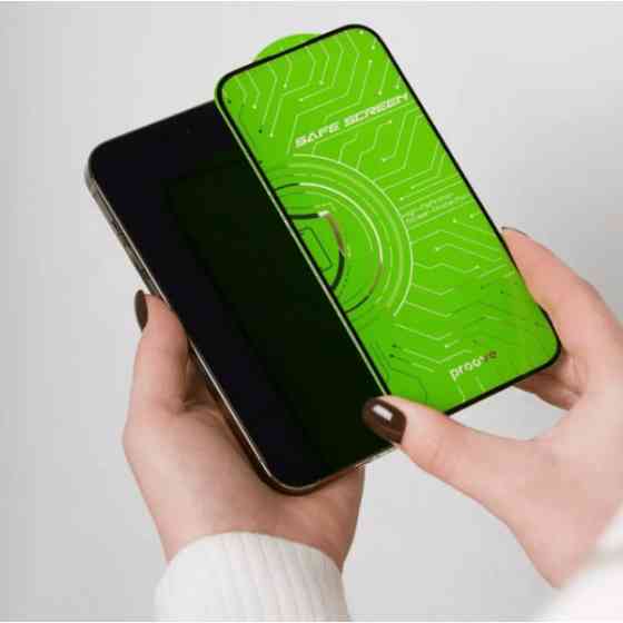 Захисне скло Proove Safe Screen для iPhone 16 Pro/17 Black Харків