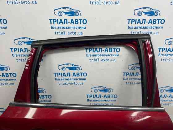 Дверь задняя правая Ford Escape 3 2.0 БЕНЗИН ENR90 2012 (б/у) Киев