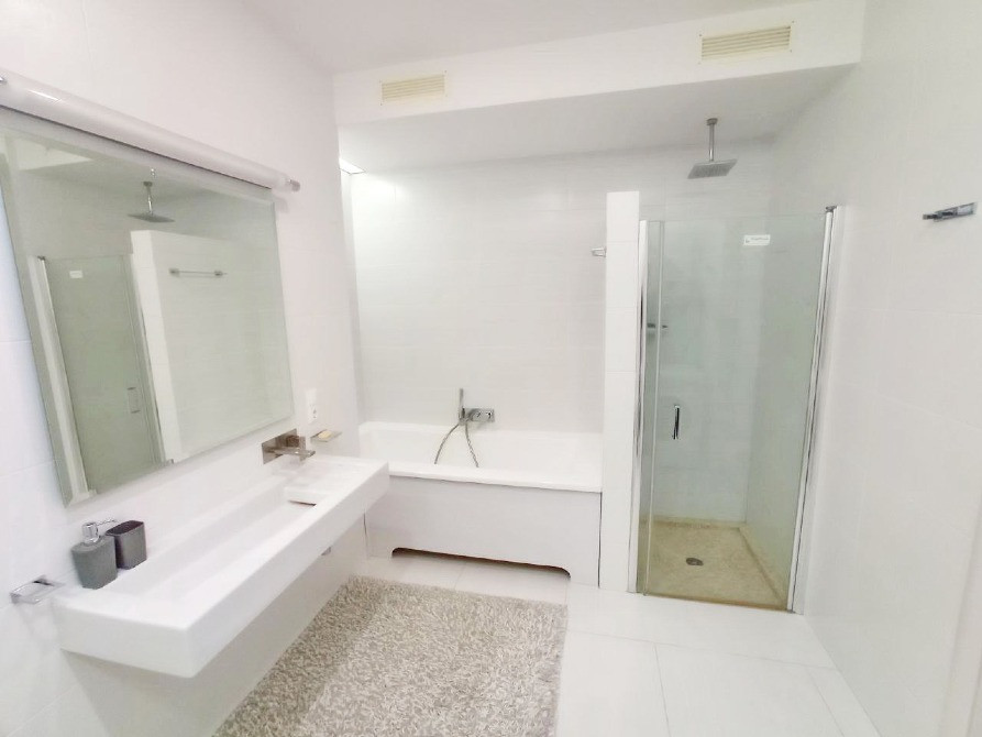 Продам 4 комнатную квартиру с ремонтом, Нагорка Дніпро - зображення 1