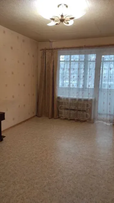 1 - комн. 38,5 м. кв. Чешка, ж/м Тополь-3. Состояние жилое, свободна. Дніпро - зображення 2