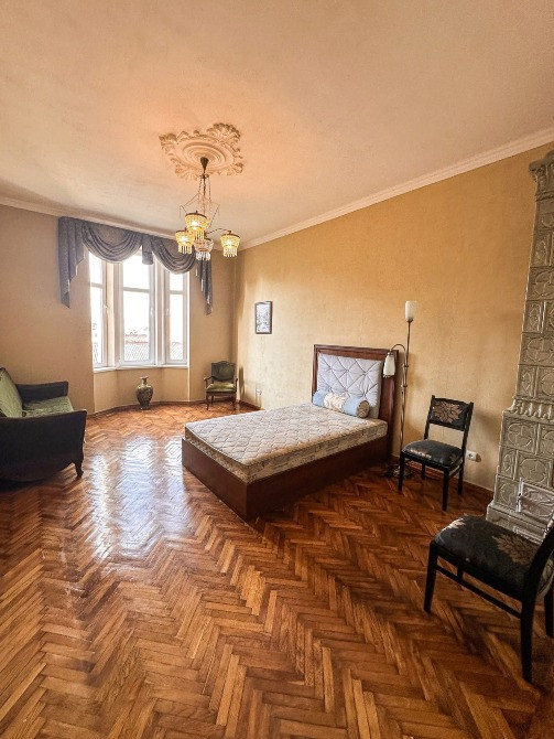 Двокімнатна квартира по вулиці Шептицьких . Галицький район. Польський люкс Львов - изображение 6