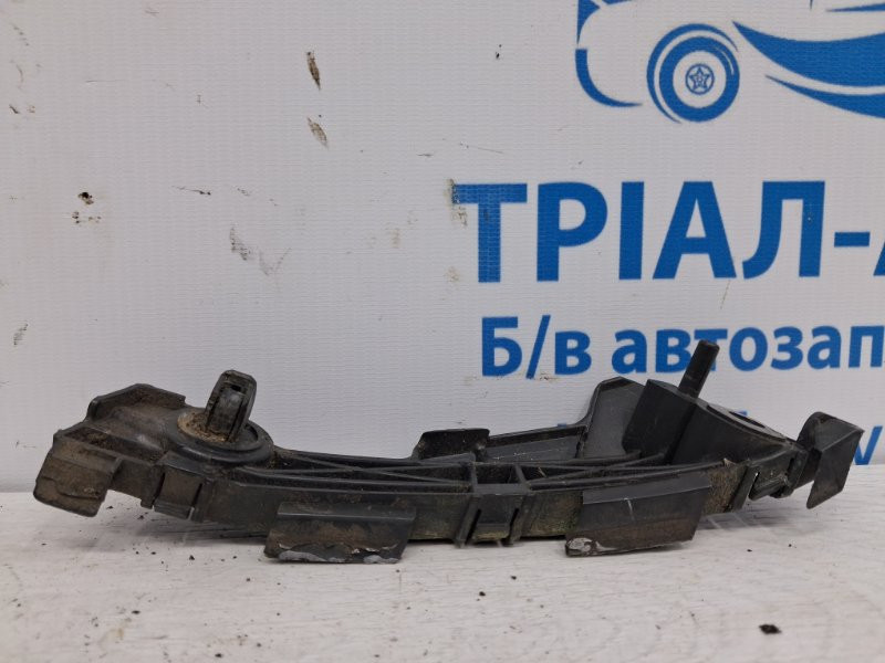 Кронштейн бампера передний правый Mazda 6 GH 2.5 БЕНЗИН L5-VE 2007 (б/у) Київ - зображення 3