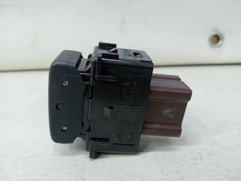 Кнопка обогрева сид. Nissan X-Trail T31 2.0 DIESEL M9R 2007 (б/у) Київ - зображення 2