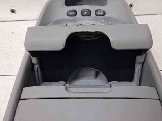 Плафон передний Kia Sorento 2002-2011 0K53E51410 (Арт. 67222) Київ