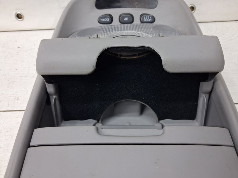 Плафон передний Kia Sorento BL 2.5 DIESEL D4CB 2002 (б/у) Киев - изображение 3