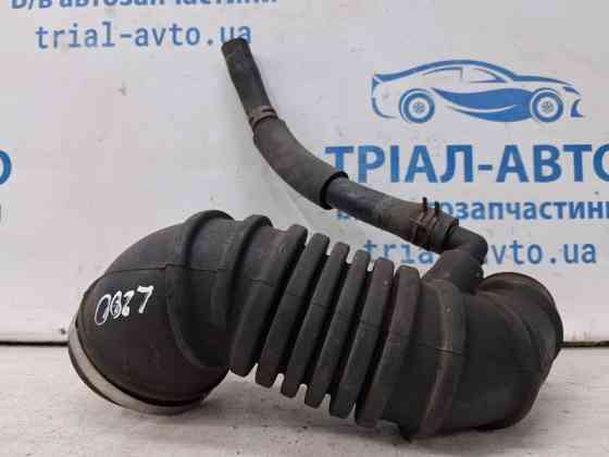 Патрубок воздушного фильтра Mitsubishi L200 KB 2.5 DIESEL 4D56 2006 (б/у) Киев