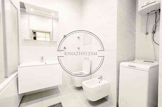 Срочно продам!!! Большая 1-я. кв. в ЖК Изумрудный. Код объекта: 21130175. Київ