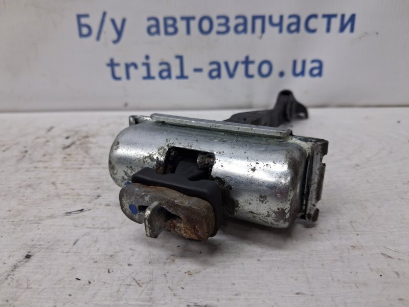 Ограничитель двери передний правый Ford Explorer 2011-2019 BB5Z7823552A (Арт. 78107) Київ - зображення 2