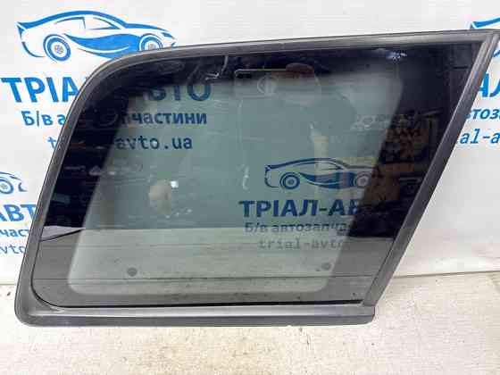 Стекло в кузов заднее правое Mitsubishi Outlander CU 2.4 БЕНЗИН 4G69 2003 (б/у) Киев