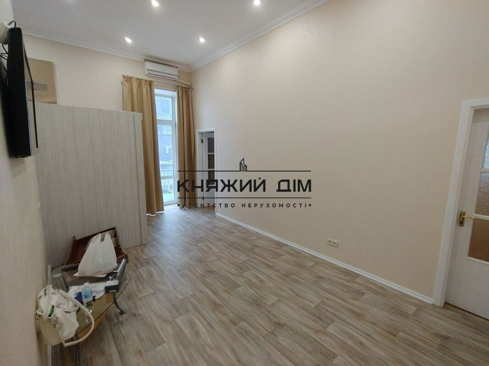 Оренда 2-кімн. 2 – рівнева квартира студіо в Центрі міста. КОД об'єкта : 1161185 Киев - изображение 12