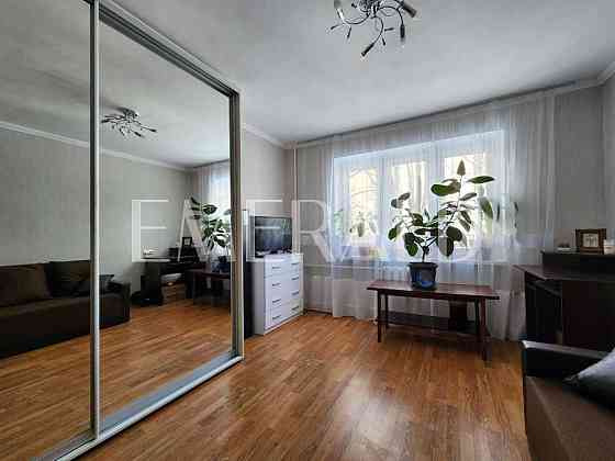 продажа комната Киев, Голосеевский, 29990 $ Киев