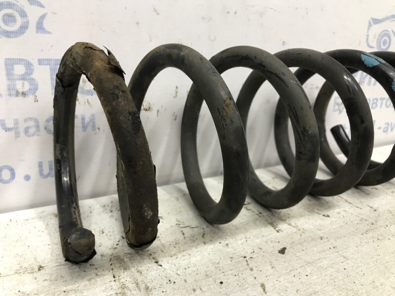 Пружина задняя Chevrolet Captiva C140 2.2 ДИЗЕЛЬ 2006 (б/у) Київ - зображення 2