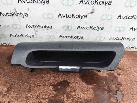 Крышка бардачка Nissan Note E11 2005-2012 (685109U100) Ковель