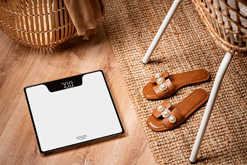 Весы напольные электронные Adler AD-8174w 180 кг белые Київ - зображення 1