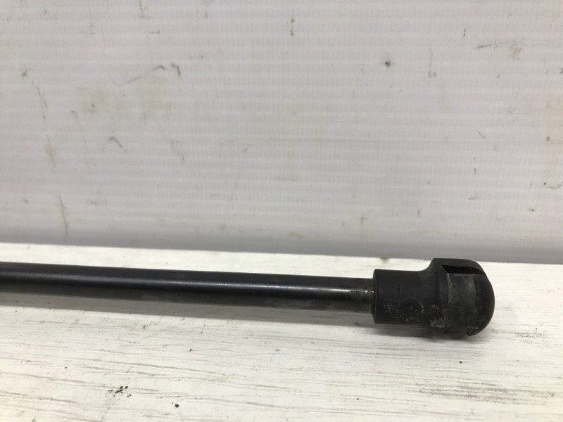 Амортизатор крышки багажника Chevrolet Epica V250 2.0 X20D1 2006 (б/у) Київ - зображення 2