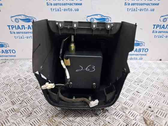 Подлокотник Mitsubishi Pajero Wagon 3 3.2 ДИЗЕЛЬ 4M41 1999 (б/у) Киев