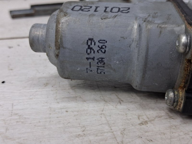 Стеклоподъемник передний правый Mitsubishi ASX GA 1.8 DIESEL 4N13 2010 (б/у) Київ - зображення 4