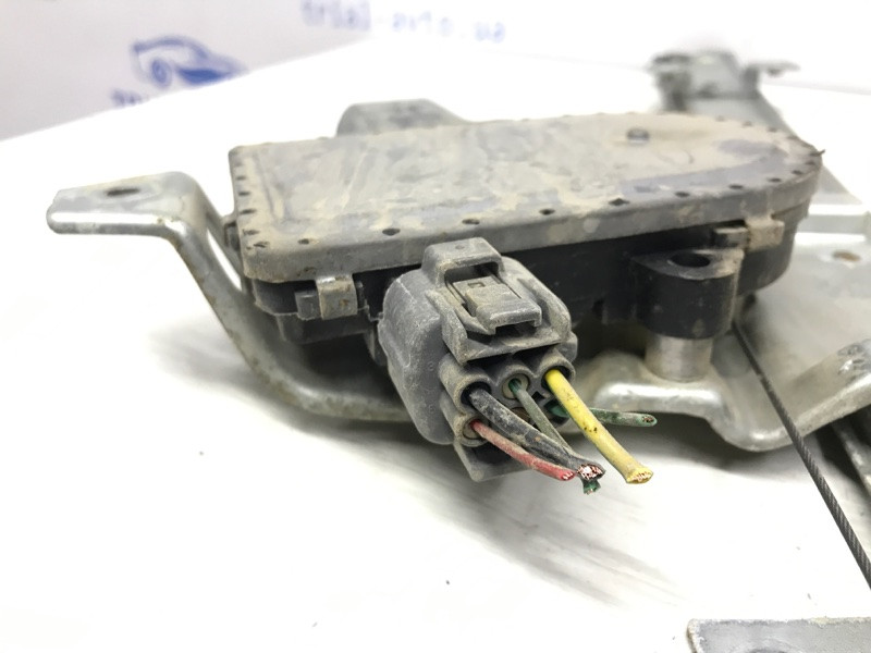 Стеклоподъемник передний правый Mitsubishi Pajero Wagon 3 3.2 ДИЗЕЛЬ 4M41 1999 (б/у) Київ - зображення 3