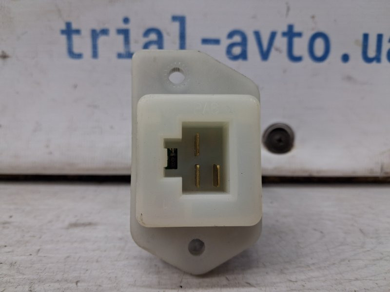 Резистор печки SsangYong Korando C200 2.0 DIESEL D20DT 2010 (б/у) Київ - зображення 3