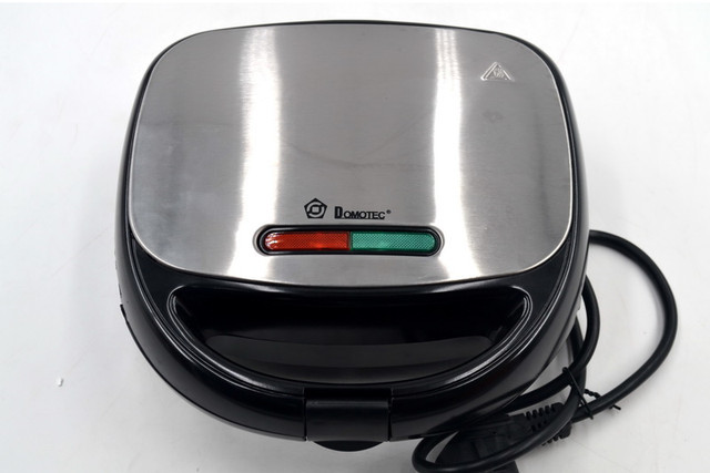 Сендвичница со съемными пластинами 4в1 Monte MT-3526 Київ - зображення 7