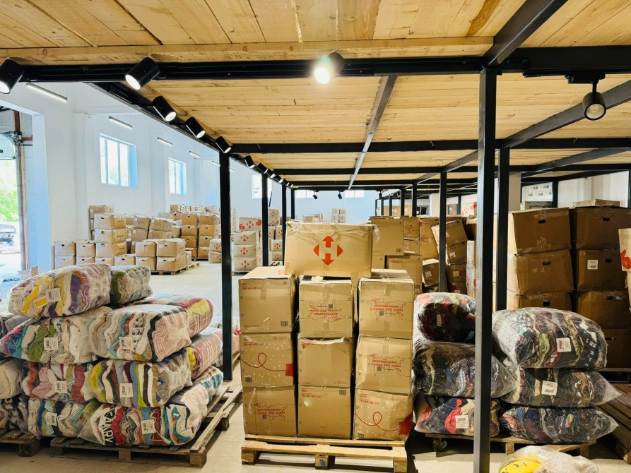 EuroMania - Оптовий склад Секонд Хенд Чернівці - зображення 7