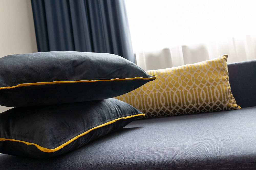 Декоративна подушка орнамент, наволочка для декоративної подушки Львів - зображення 5