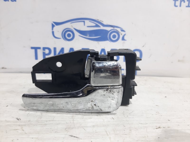 Ручка двери внутреняя задняя правая Mitsubishi Outlander CU 2.4 БЕНЗИН 4G69 2003 (б/у) Киев - изображение 1