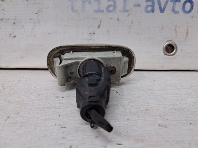 Повторитель поворотника Hyundai Sonata NF 2.4 БЕНЗИН G4KC 2004 (б/у) Київ - зображення 2